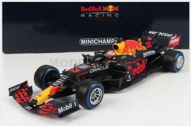 Minichamps 110211333