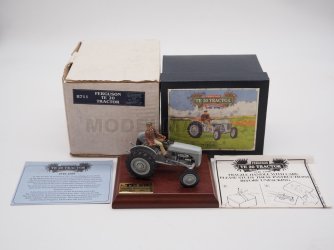 Britains 08711